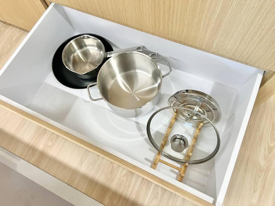 3BR Mosaic Midvalley Southkey w Bathtub