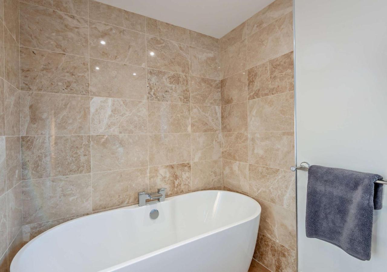 5 Bed in Brenzett oc-l29390