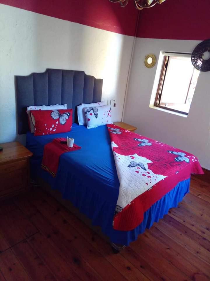 Photo 12