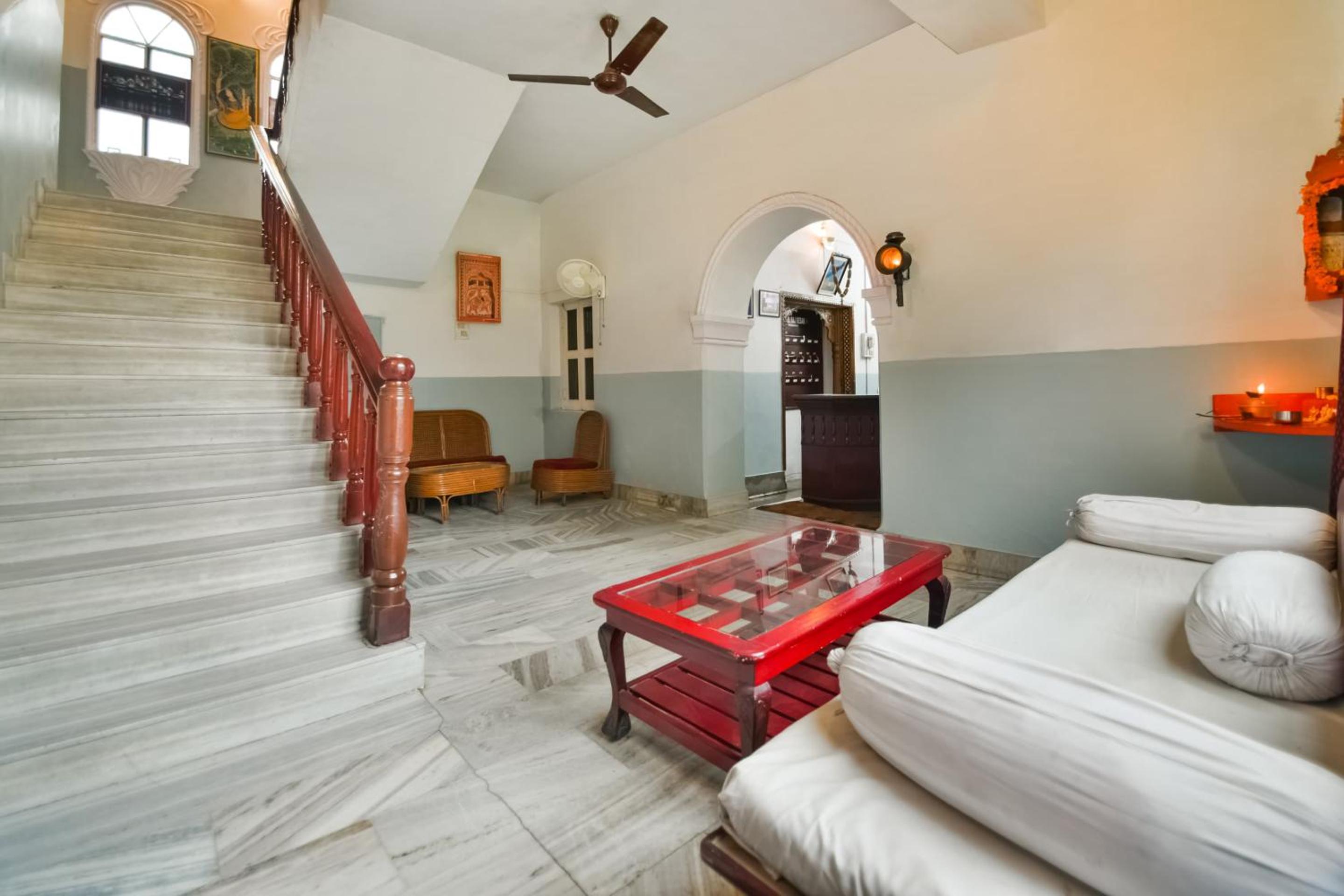 Hotel O Raj Kesar view 2