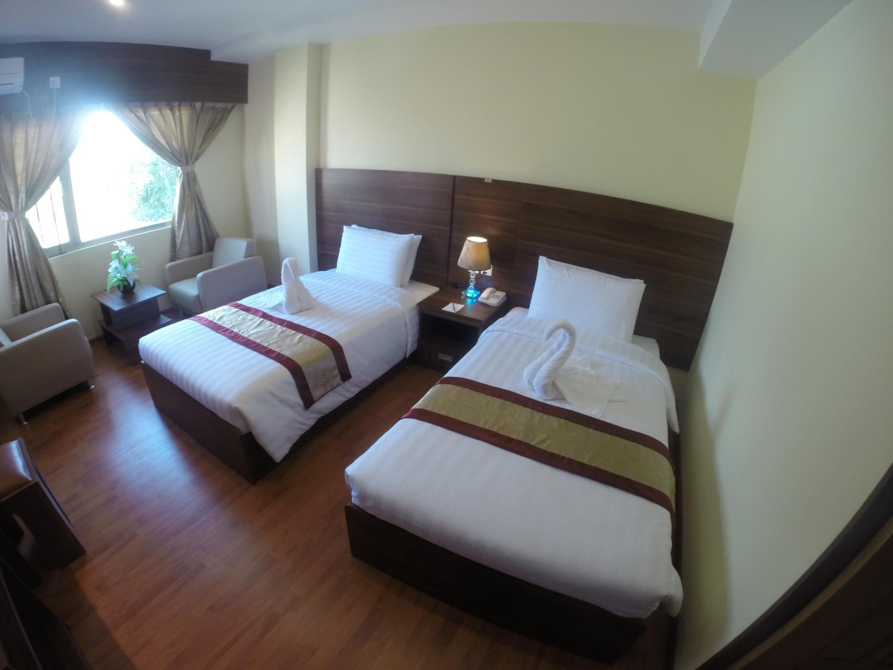 Silver Green Hotel