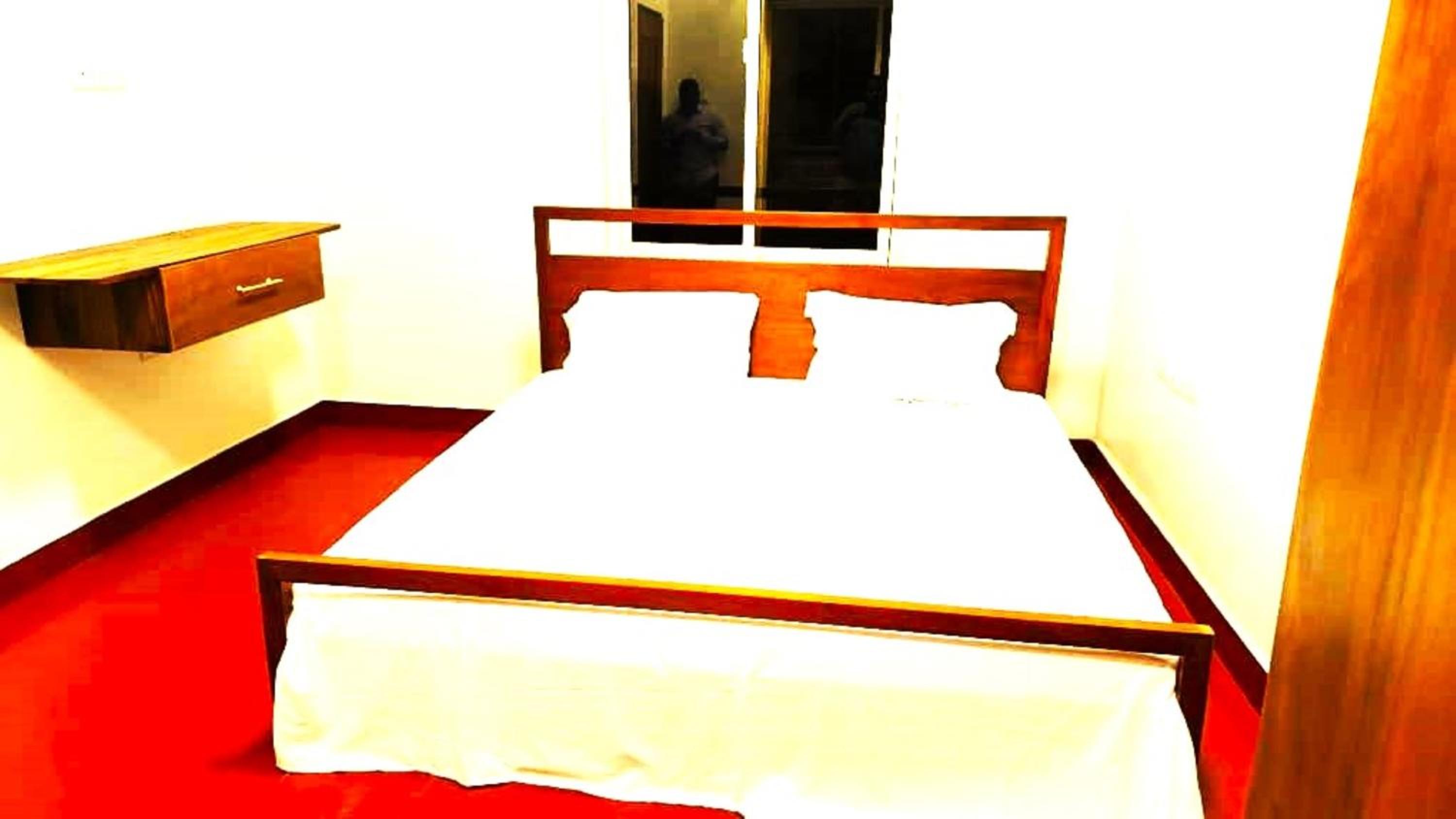 Photo 18