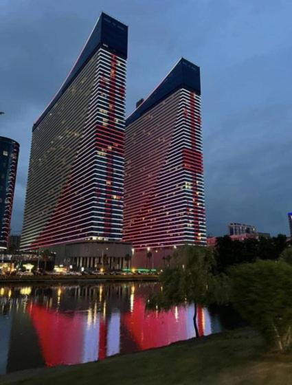 Sea VIP Apartments 18 view 5