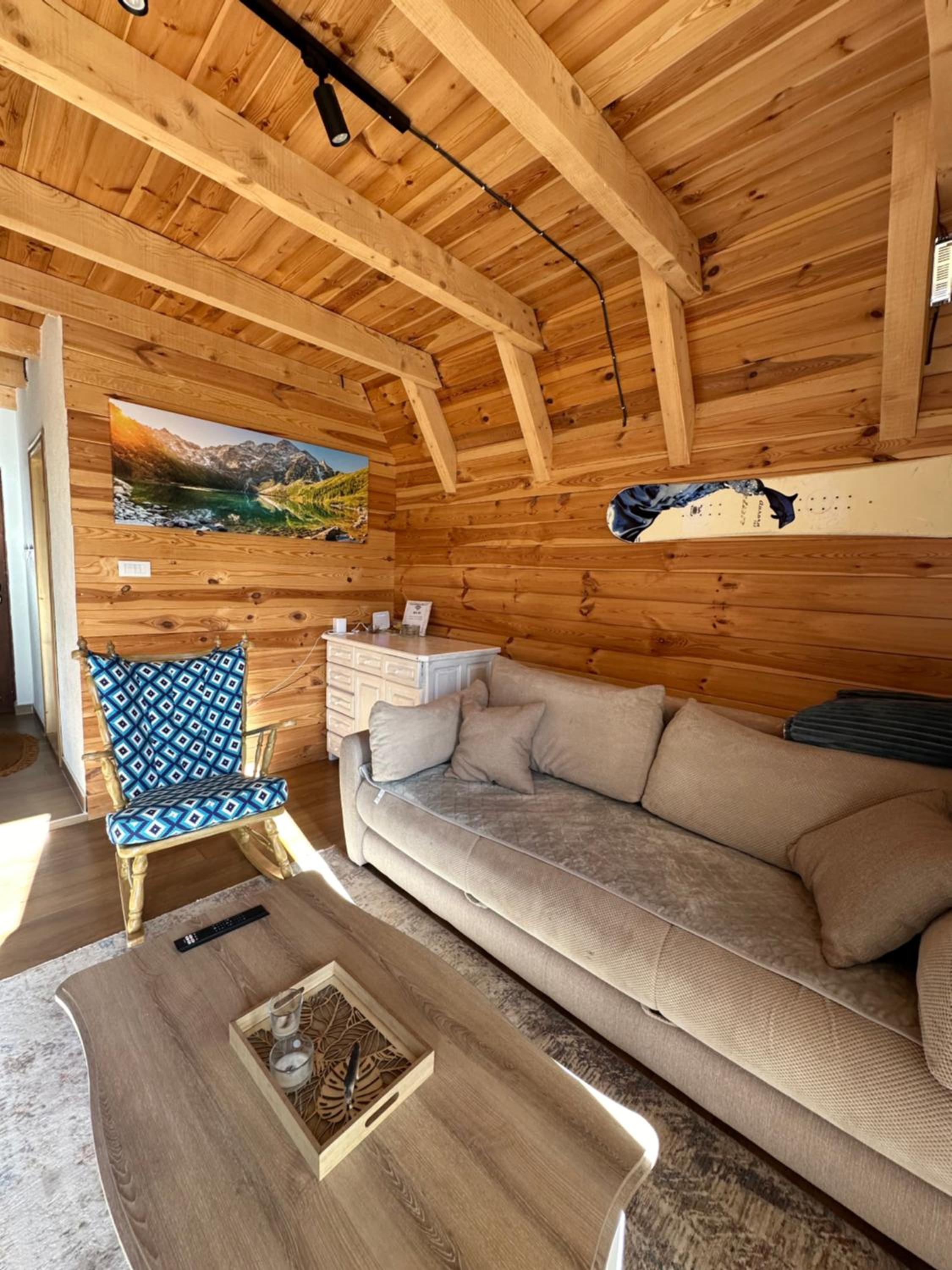 Wonderwood Cabin 2