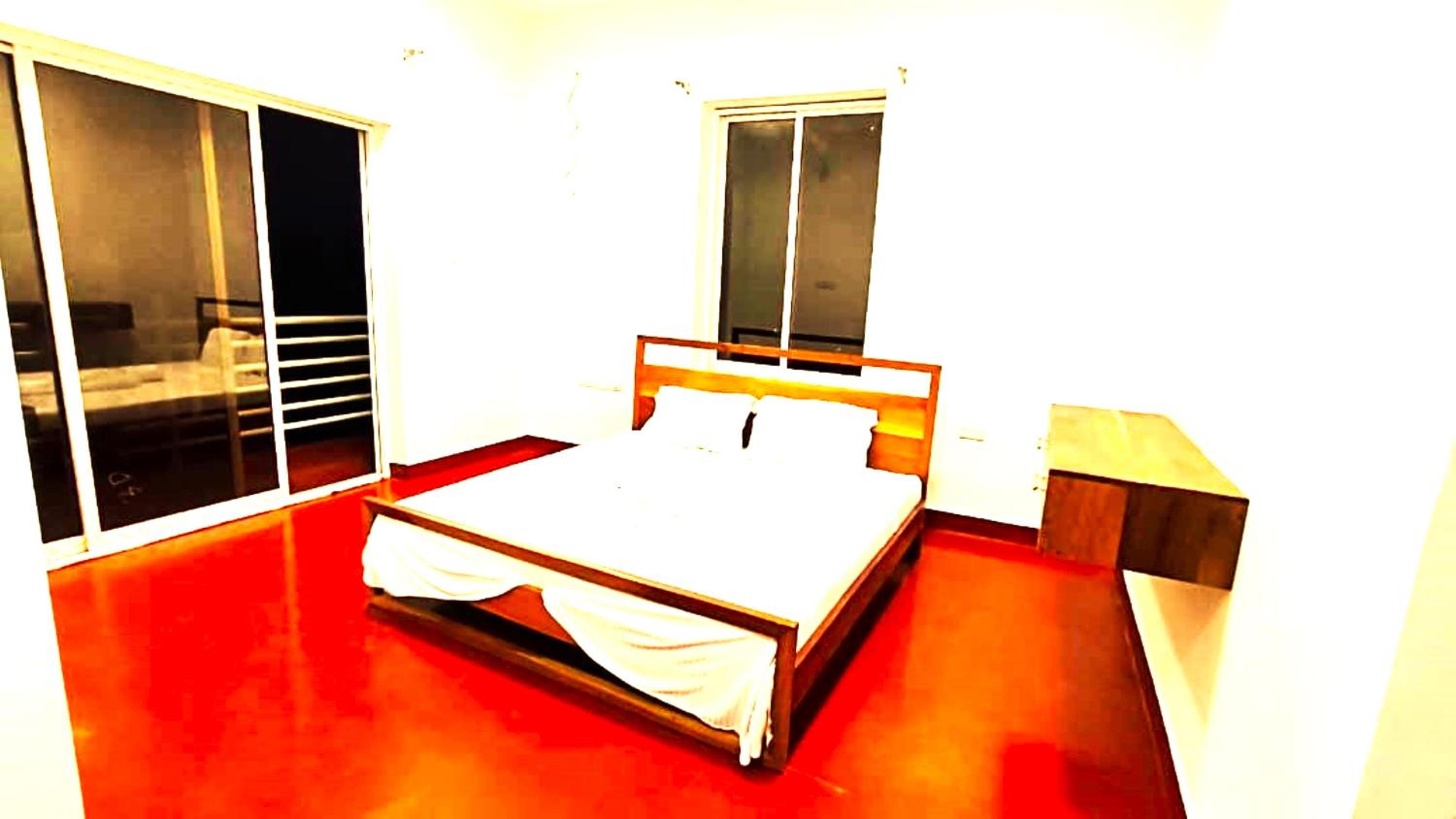 Uroa Hide Away view 3