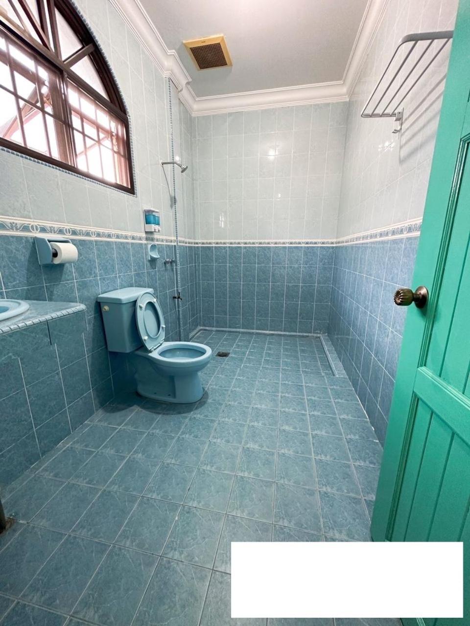 Ling's Homestay Miri photo 7