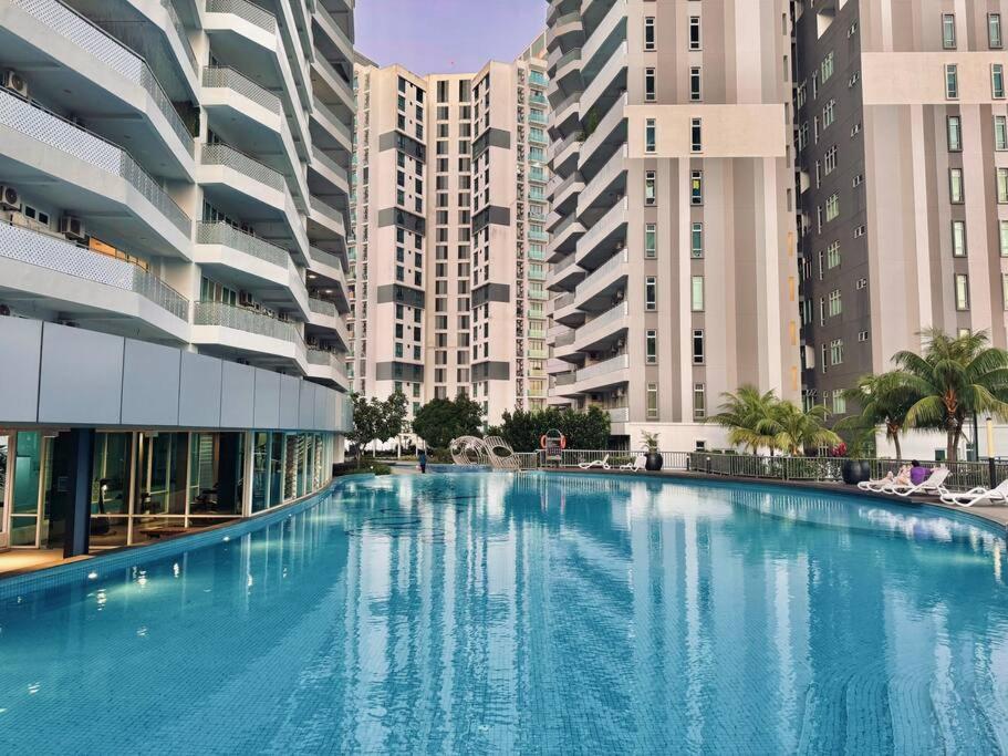 Grandview Scenic Charm 3BR8pax midvalley Pooltable by Our Stay
