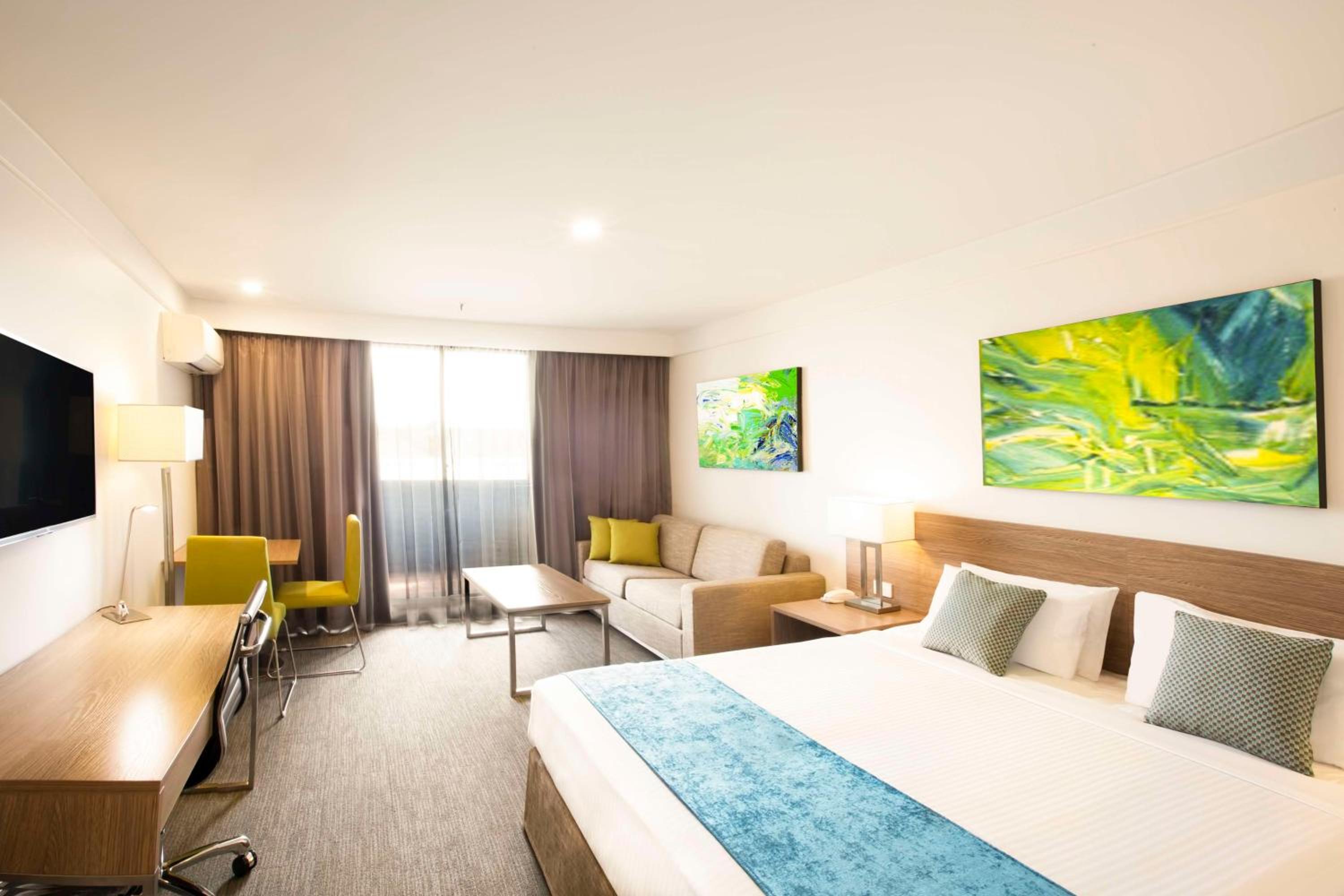 Metro Aspire Hotel Sydney-3