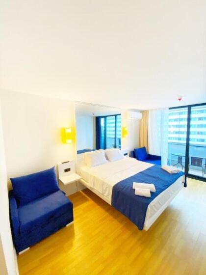 Sea VIP Apartments 21 view 4