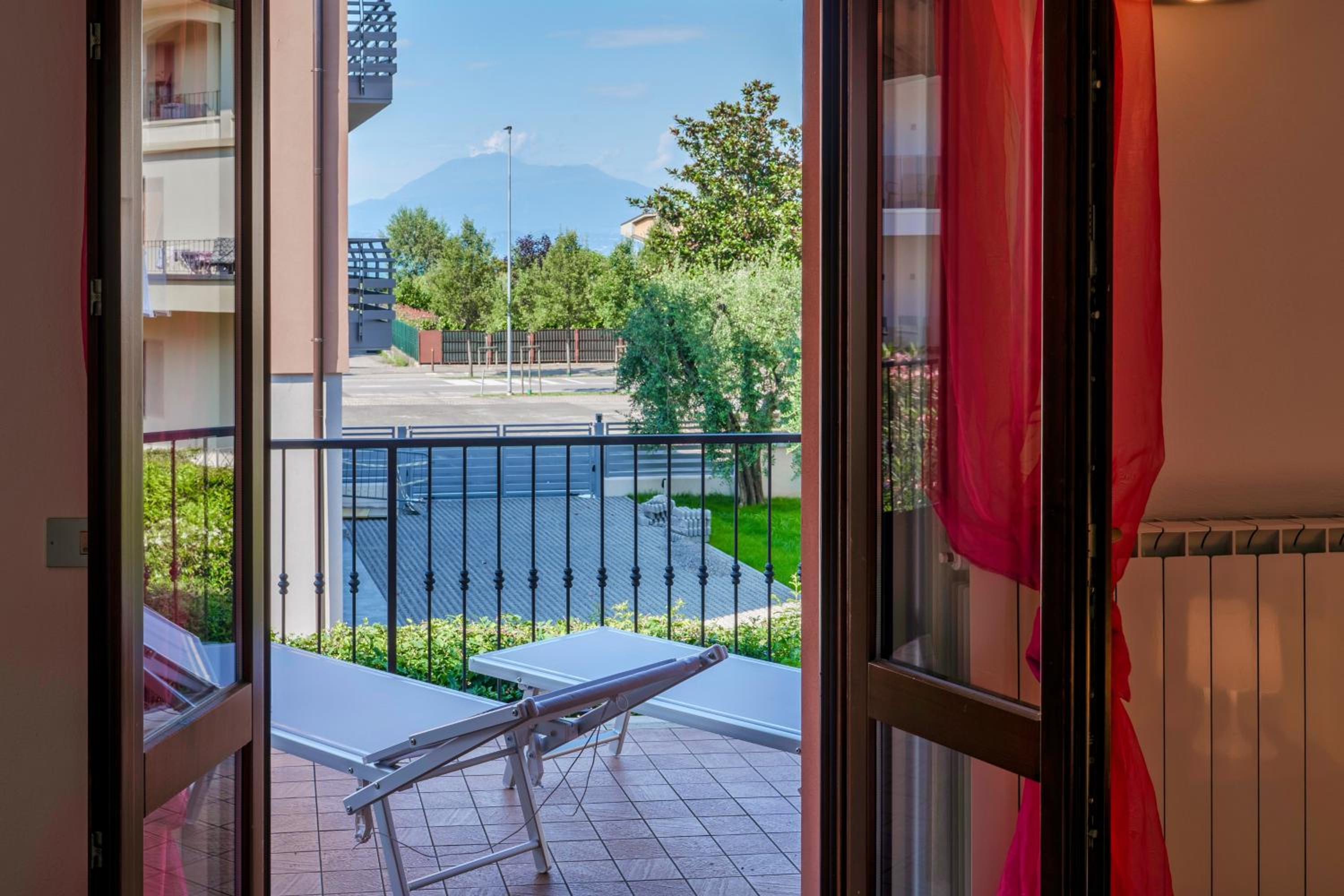 Sirmione Vacations - Adele's House - con terrazza, piscina e WiFi - Property Image 2