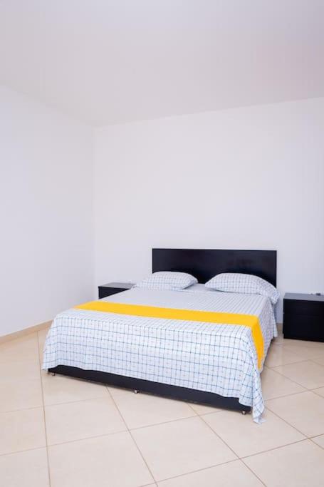 Fresh & Cozy, Near Praça Center