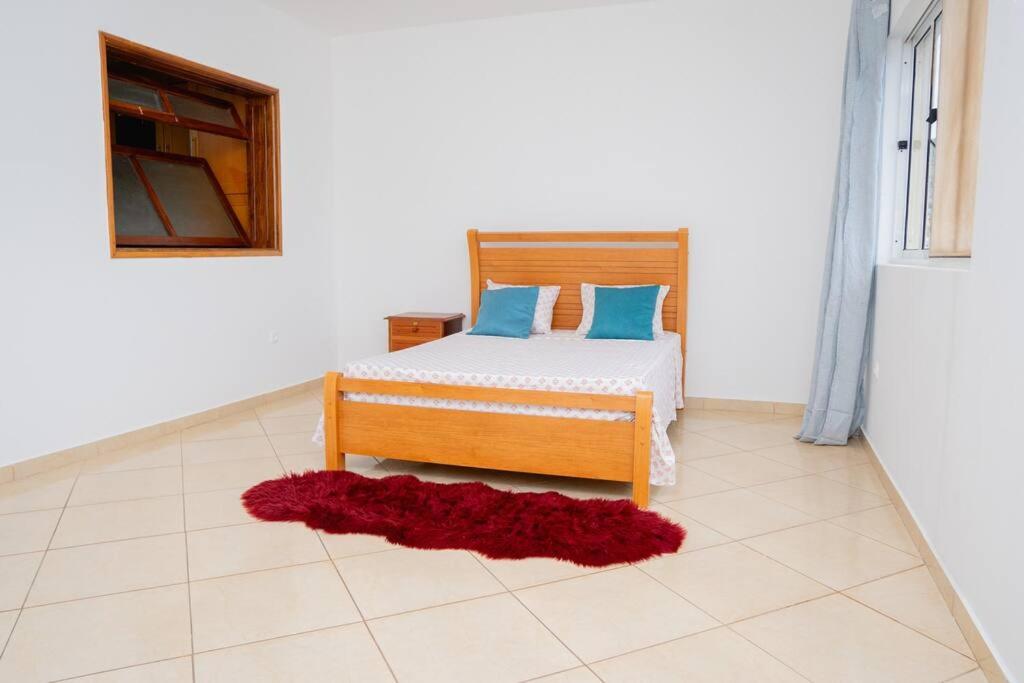 Fresh & Cozy, Near Praça Center