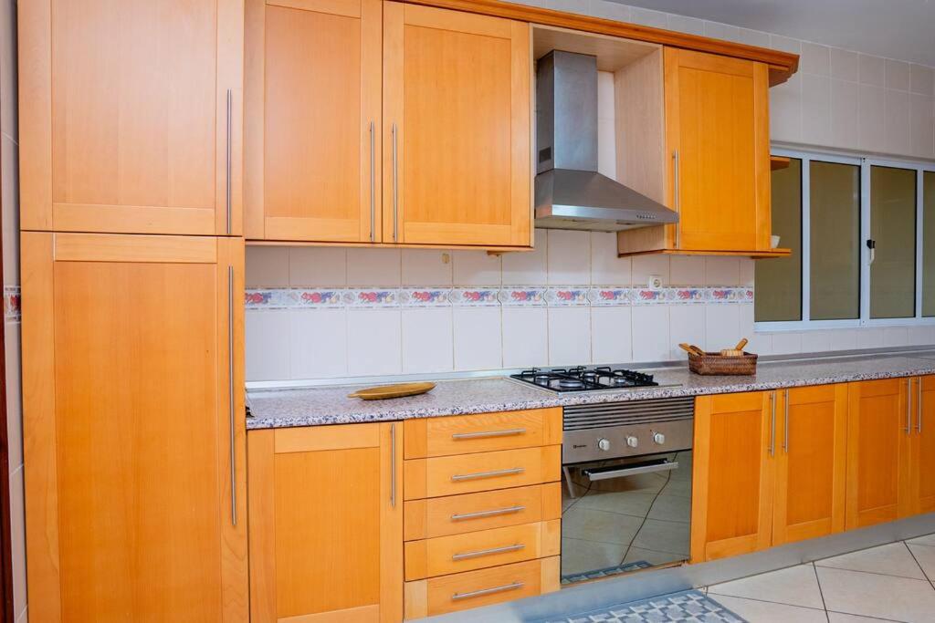 Fresh & Cozy, Near Praça Center