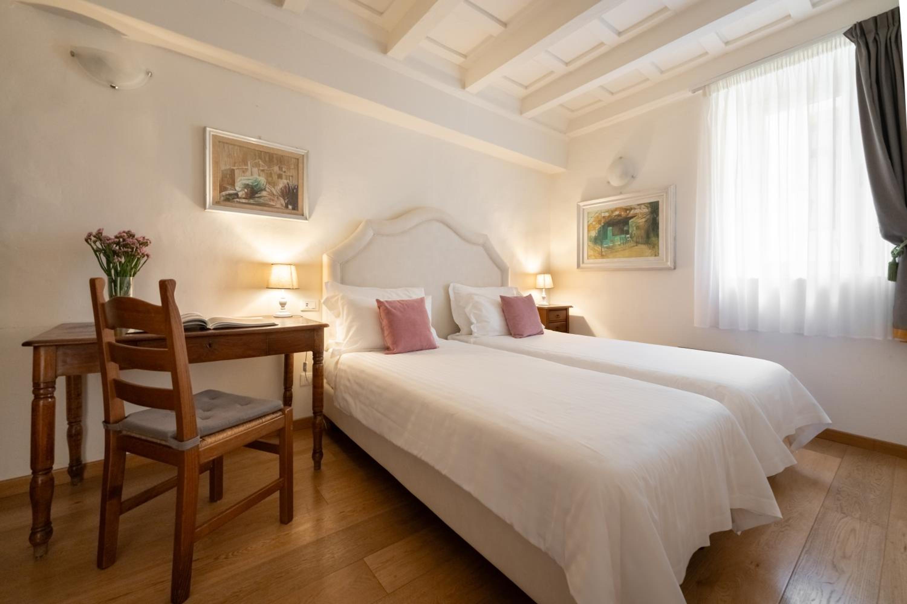 Palazzo D'Ambra Residenza d'Epoca