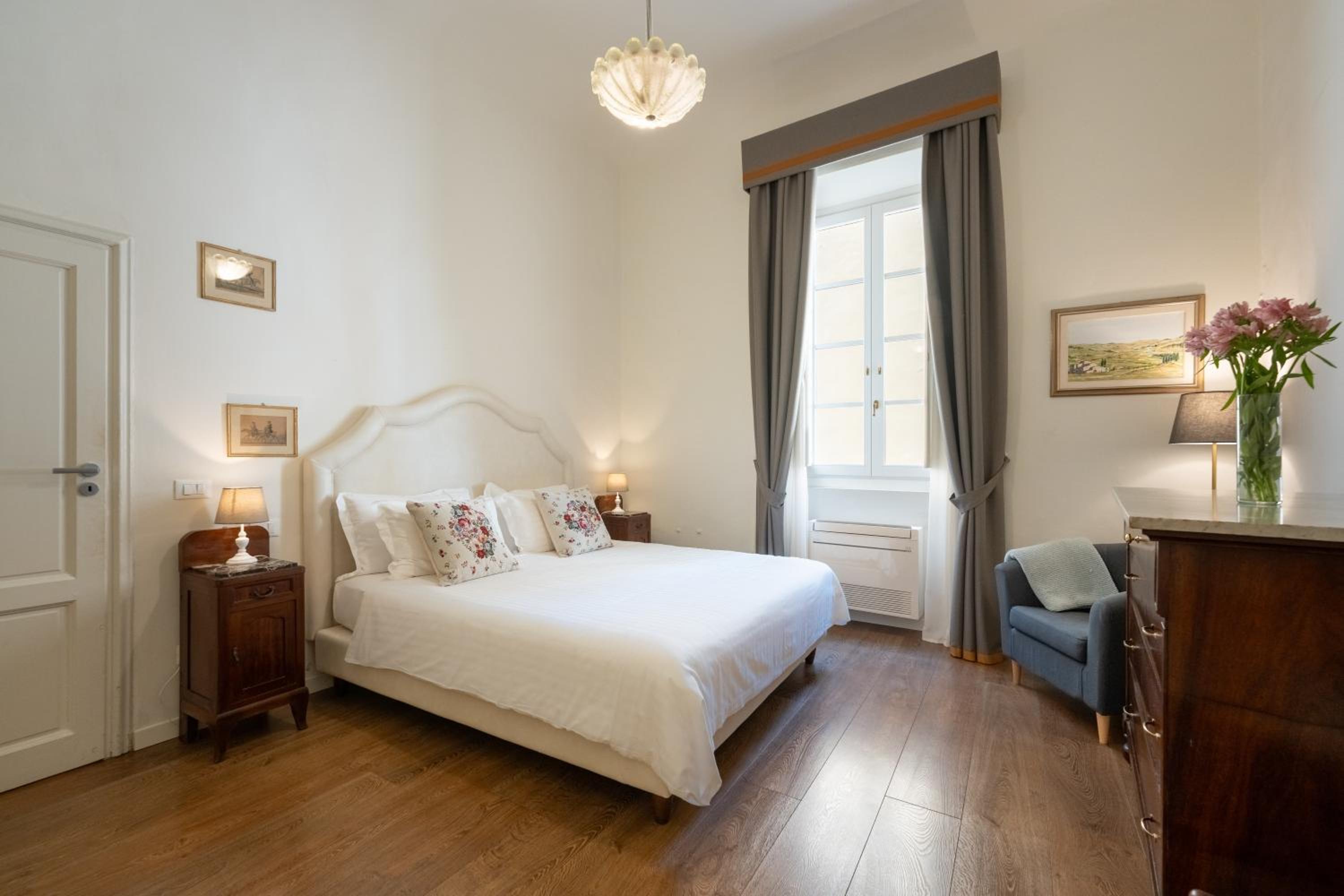 Palazzo D'Ambra Residenza d'Epoca