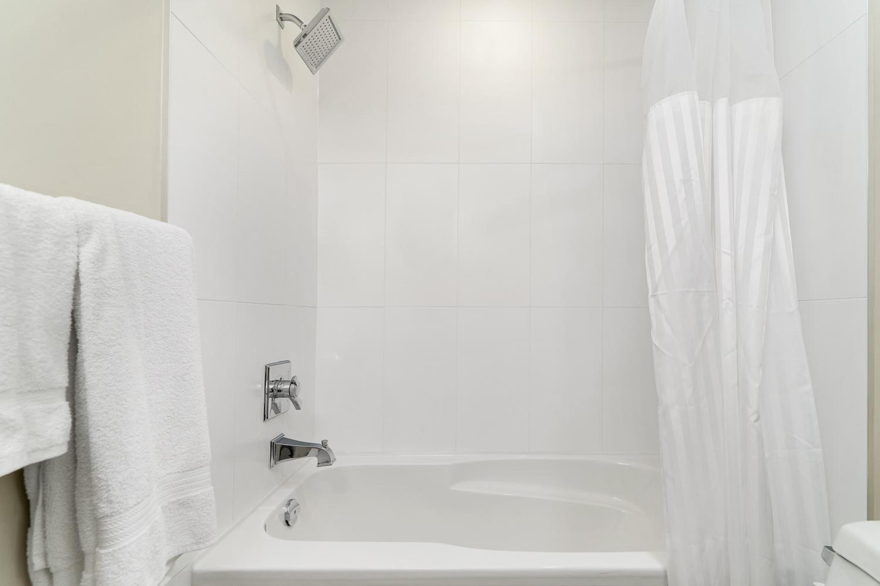 Opulent Oasis Exquisite 2Bedroom Retreat