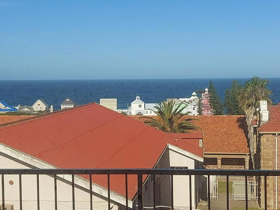 305 Mossel Cove Sea View Deluxe view 3