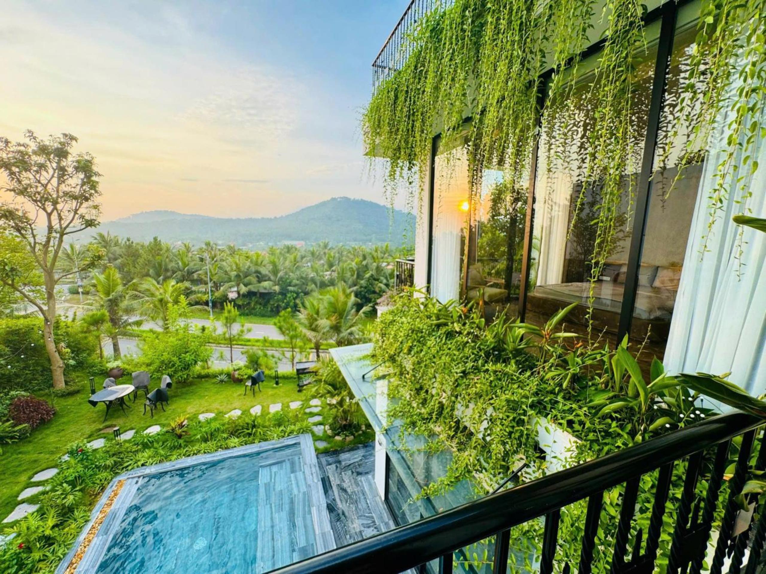 balance & terrace