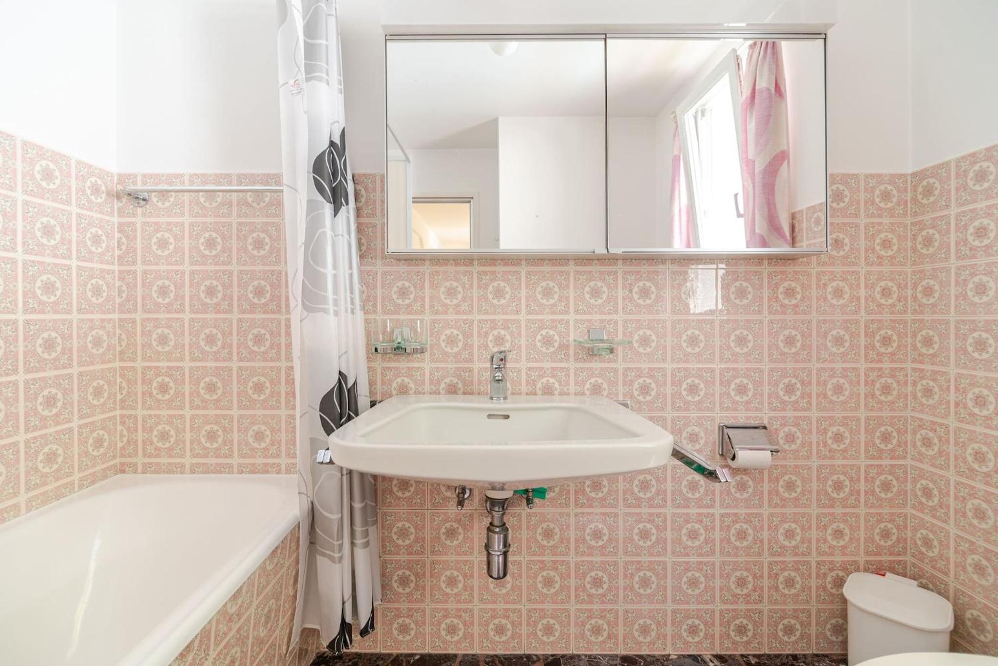 Casa privata con Piscina a 150m dal Lago