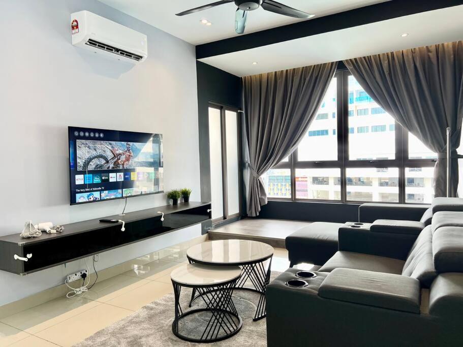Bali Melaka 2BR-2Park-Wi-fi-6pax-nr Jonker photo 1