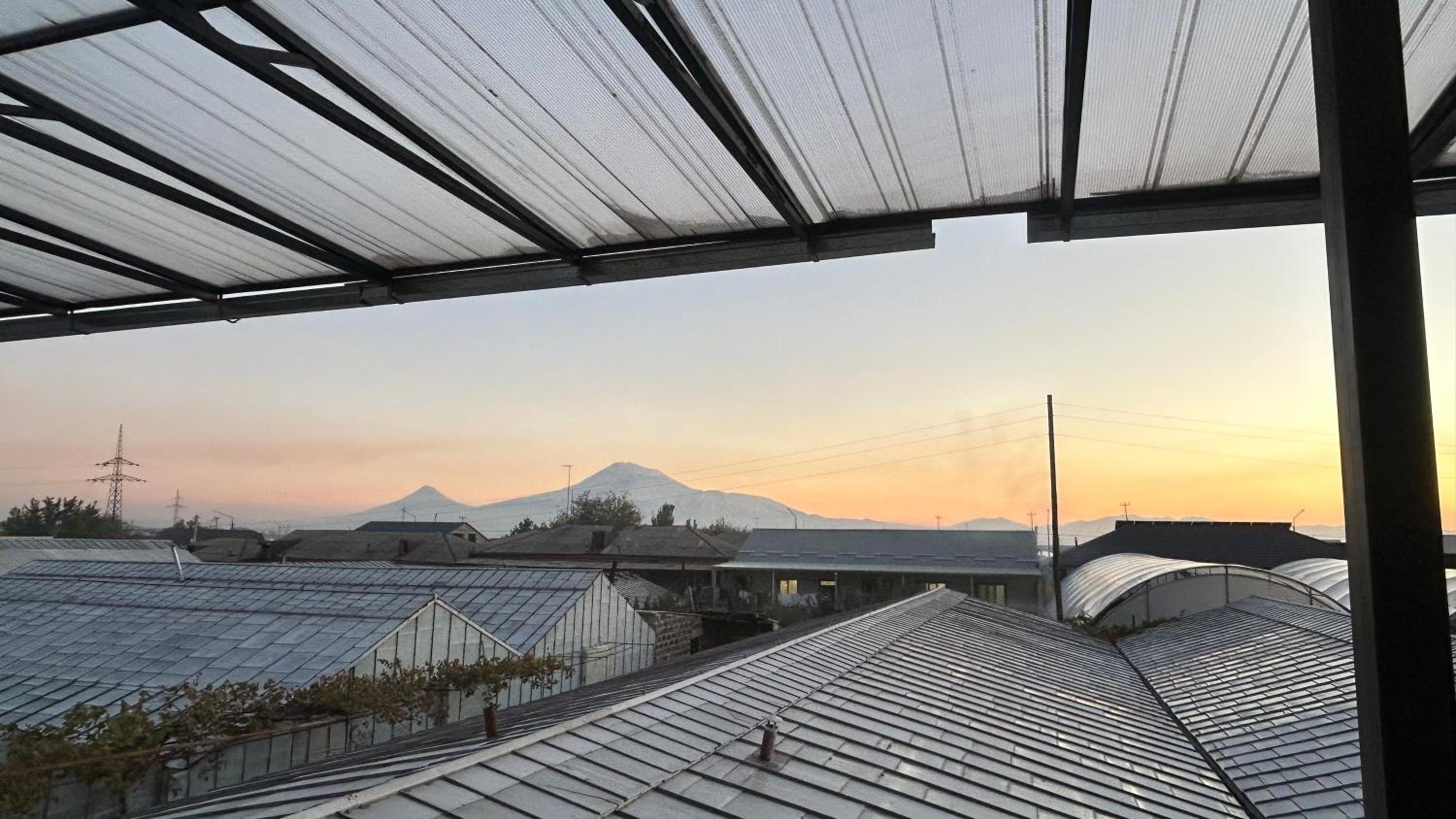 4cosy apartment with view Ararat