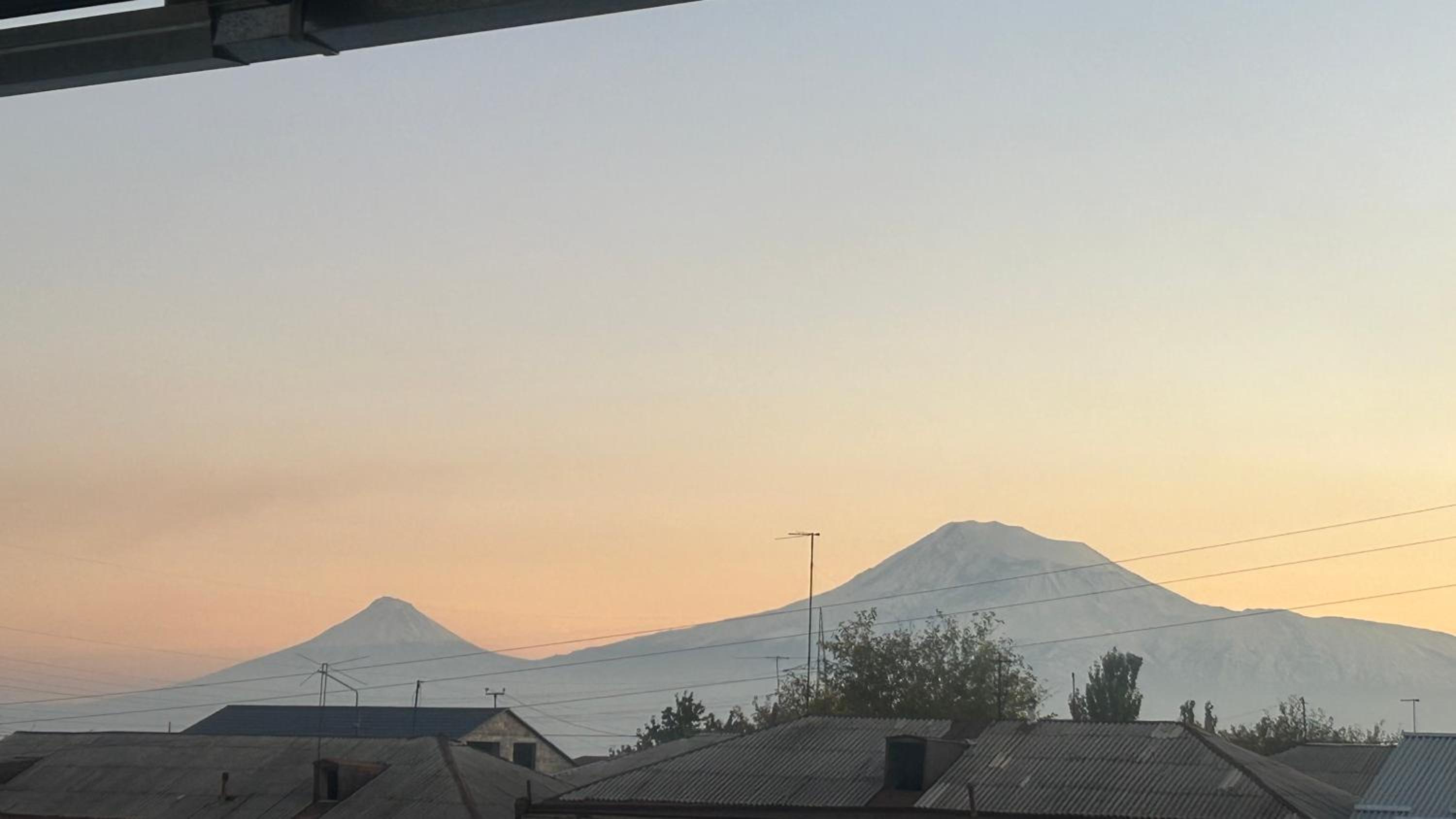 4cosy apartment with view Ararat