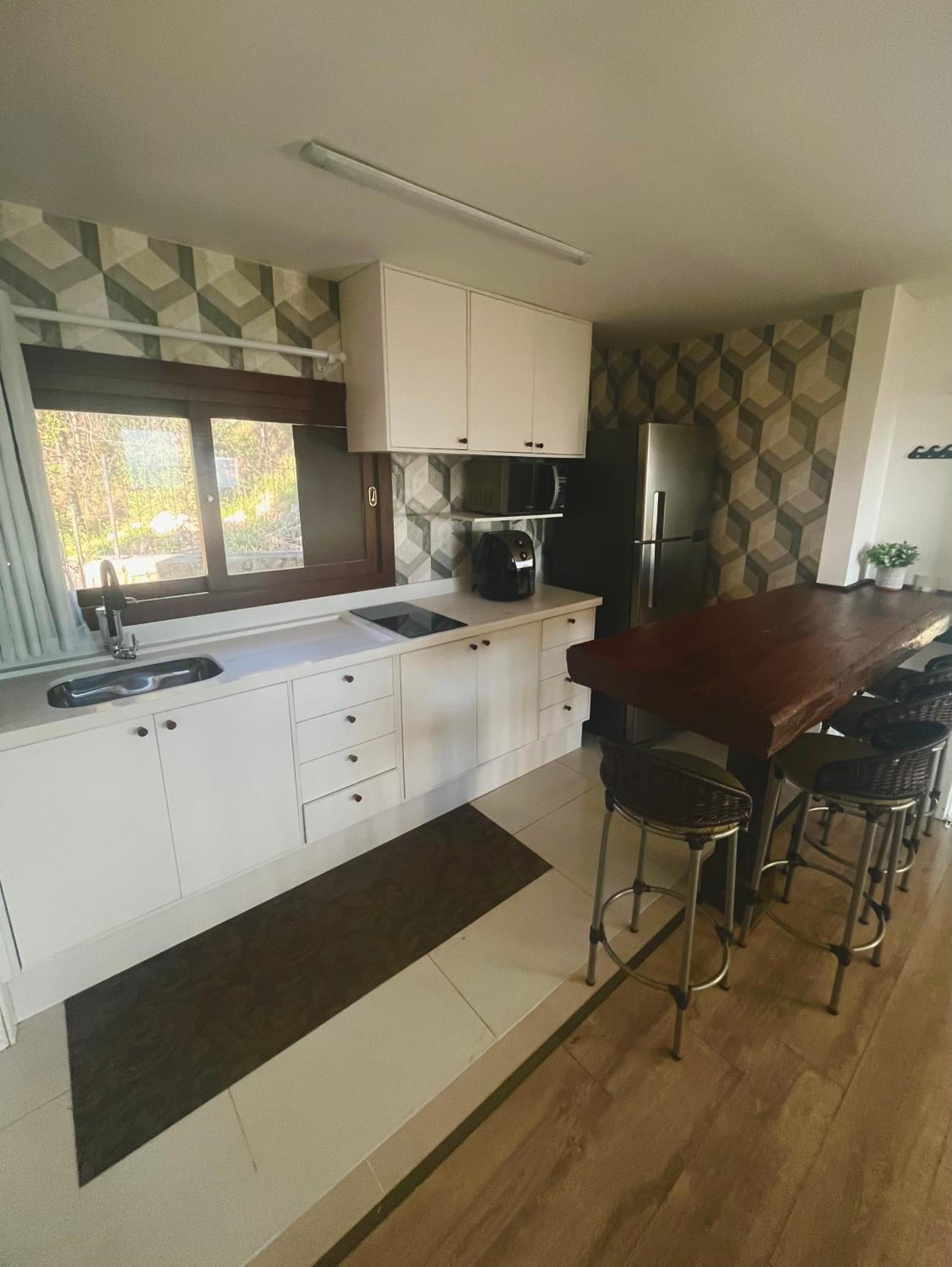 Super apartamento Vista Mar entre Ponta das Canas e Cachoeira