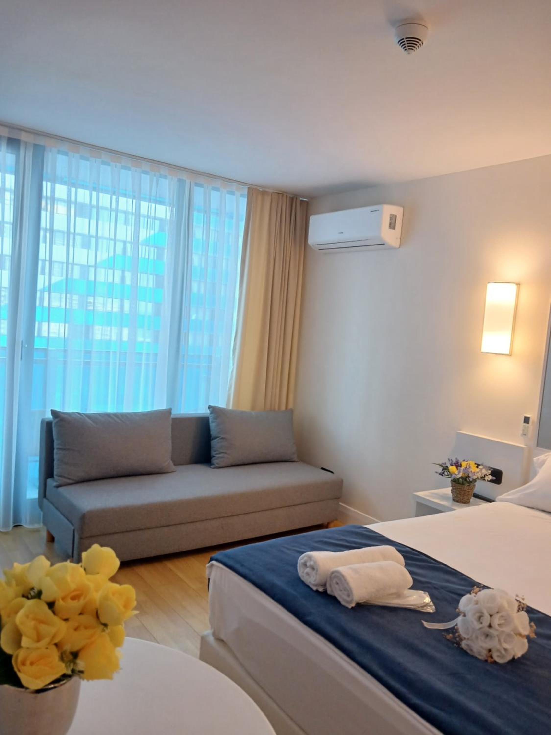 Holiday Point Orbi City