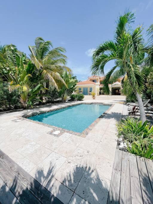 kaspermelby at myya hoo com Villa Melby with Pool