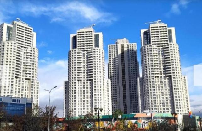 Luxesky Apartmen