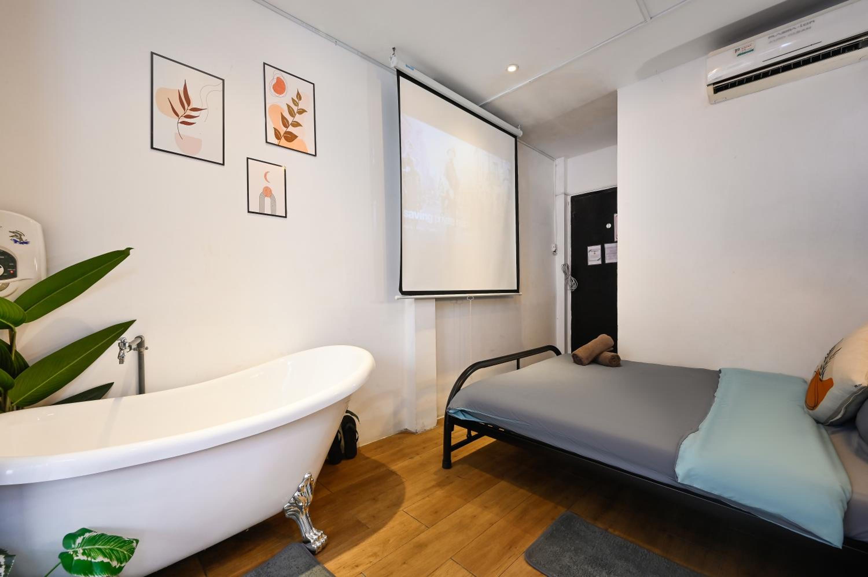 Saigon Hideout Home with Self-check-in