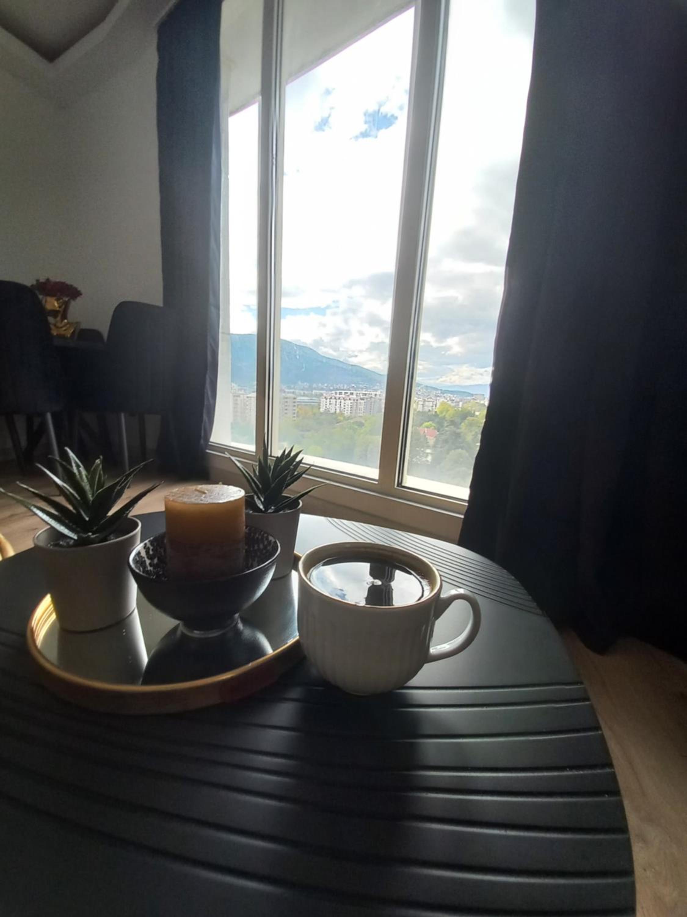Luxesky Apartmen