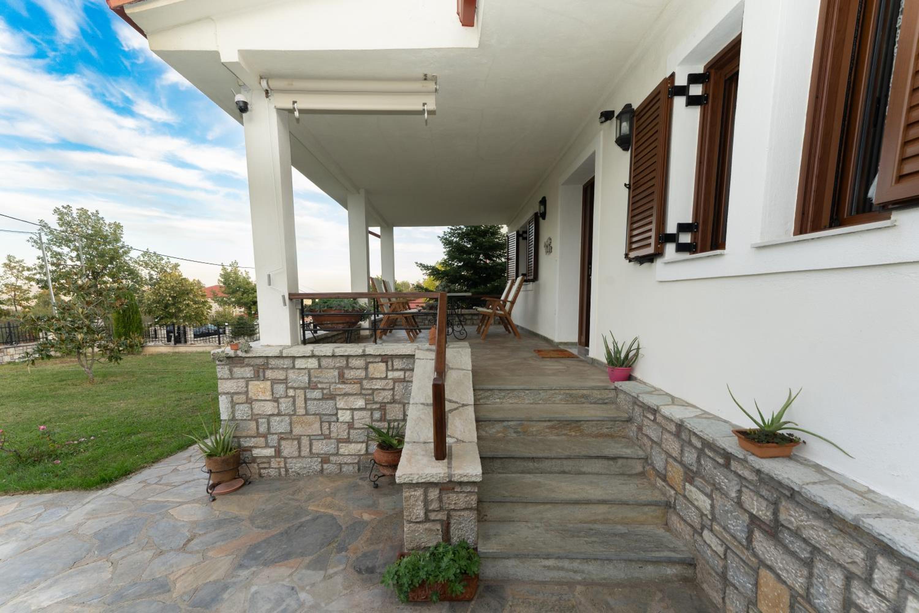 Ersis Retreat