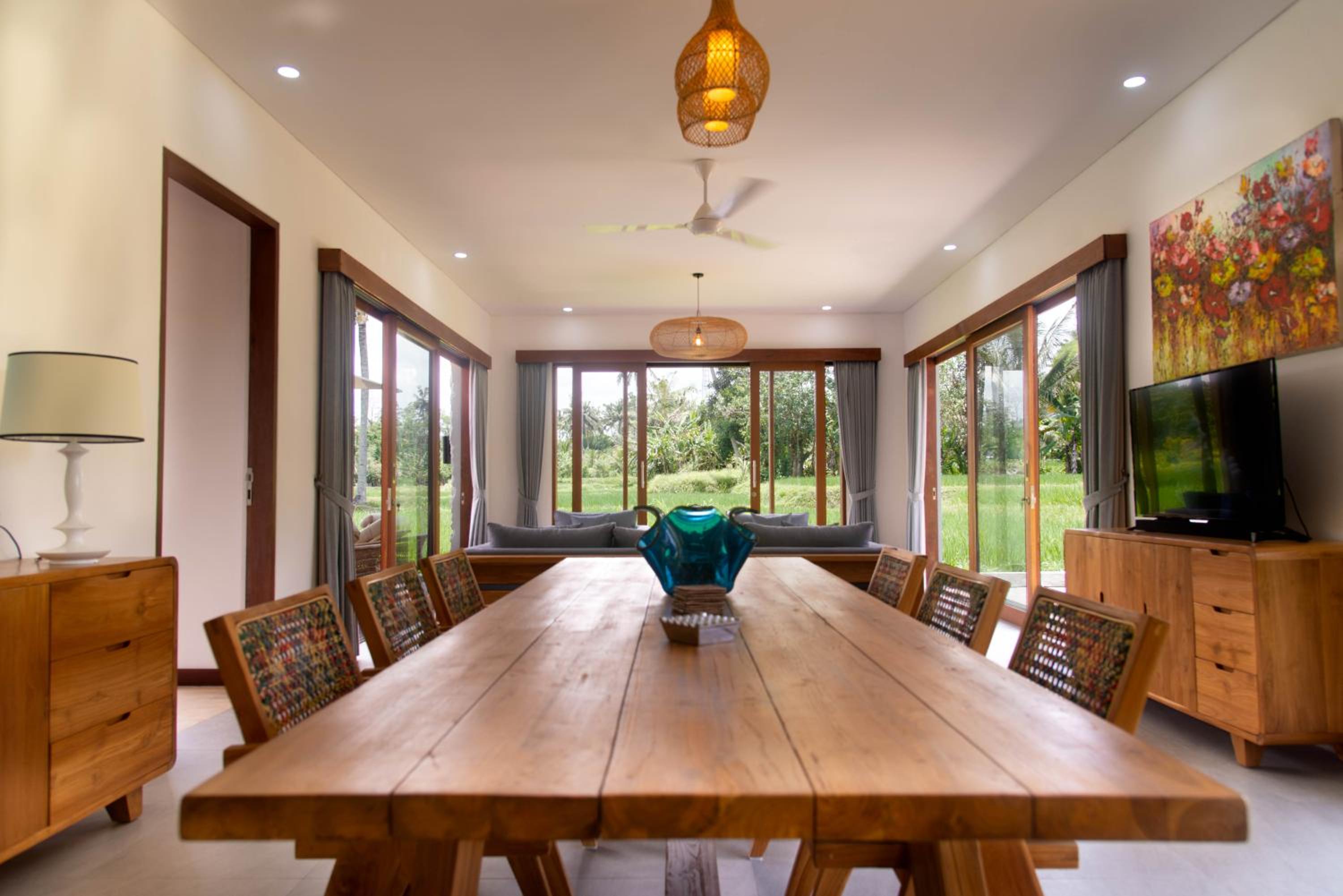 Villa Léna - 3 Bedroom Villa Amidst Ubud's Rice Fields, 180 degree View view 3