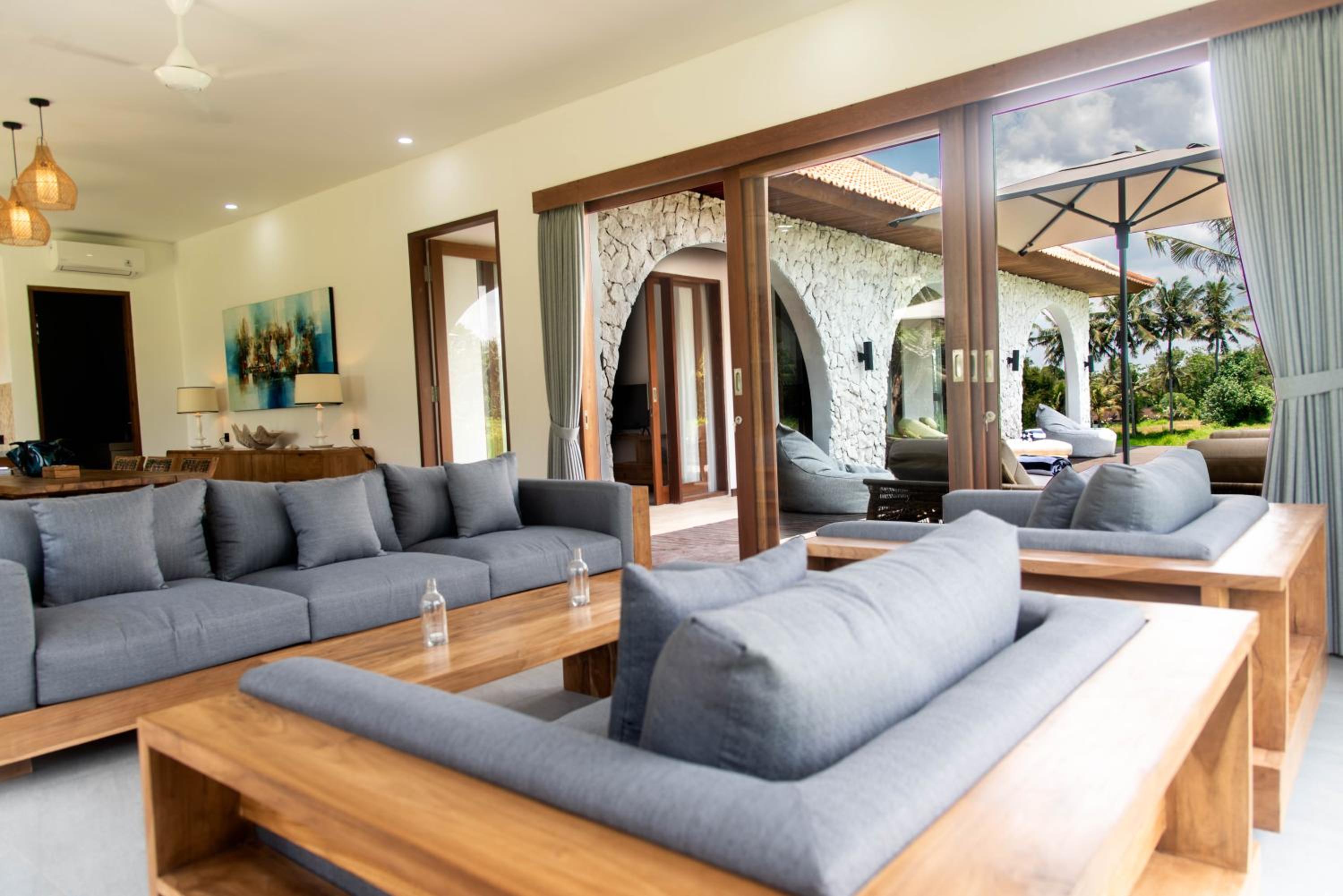 Villa Léna - 3 Bedroom Villa Amidst Ubud's Rice Fields, 180 degree View view 5