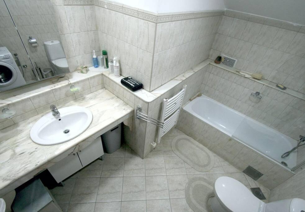 Photo 34