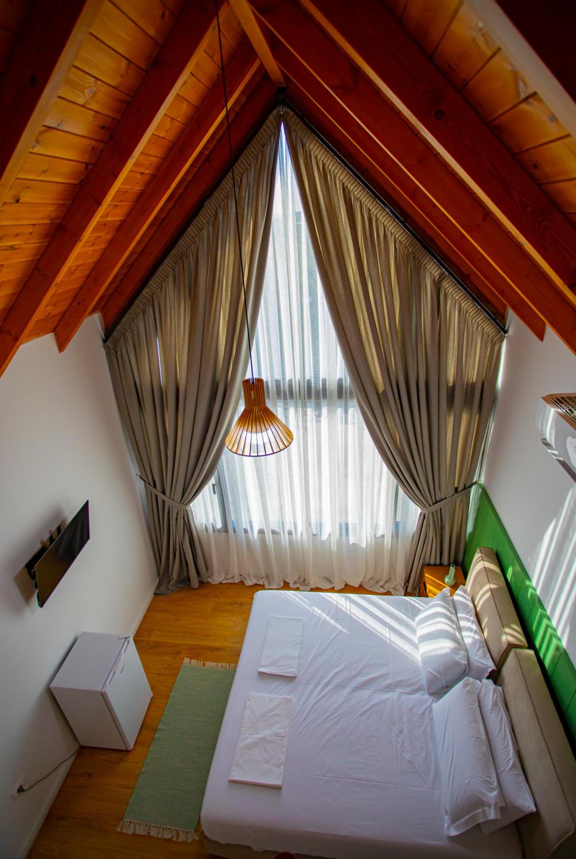 Hotel & Restorant Flamuri