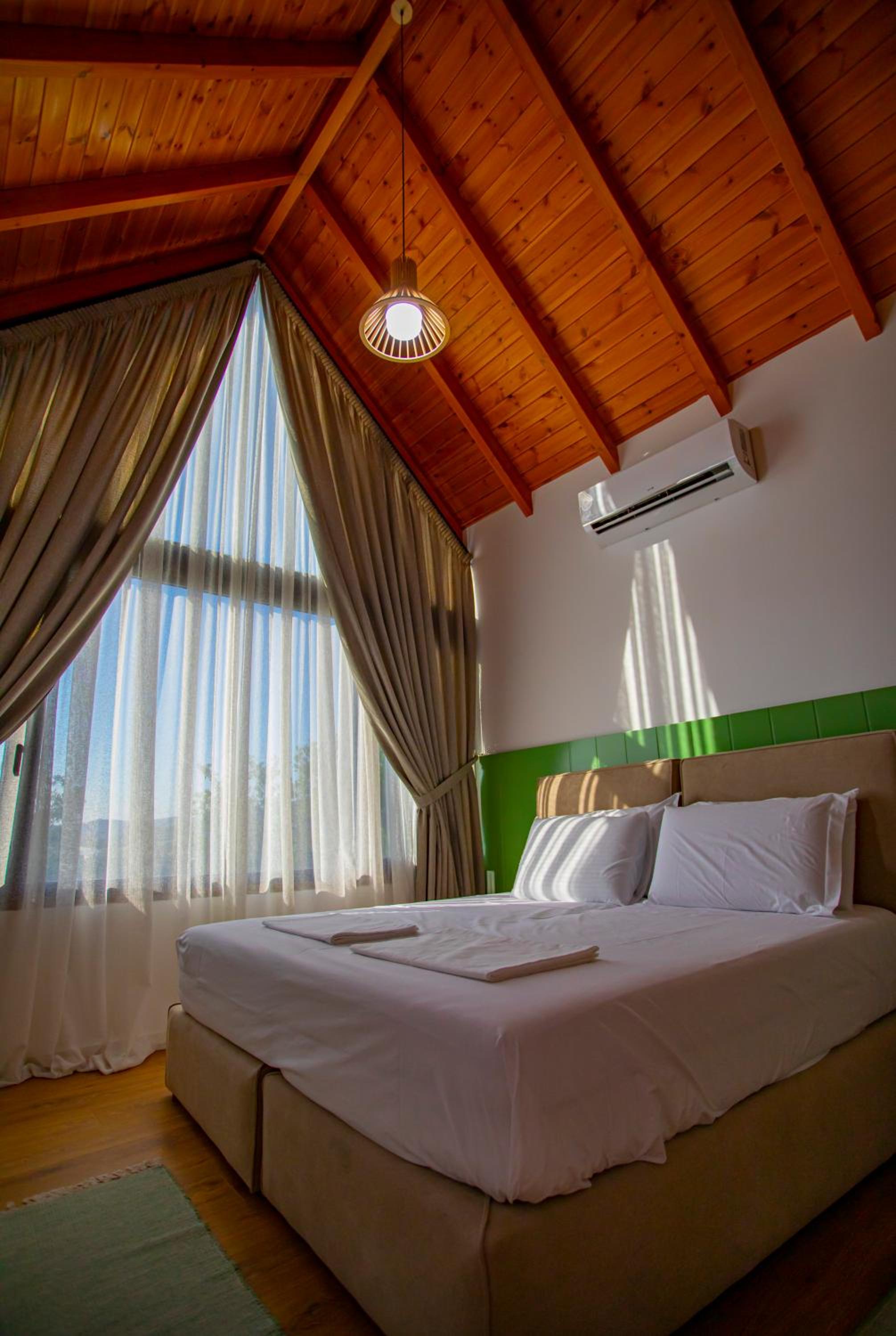 Hotel & Restorant Flamuri