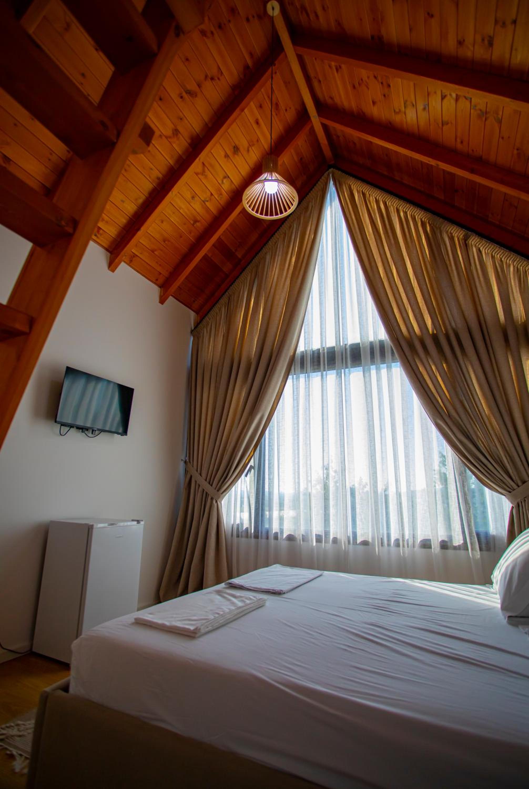 Hotel & Restorant Flamuri