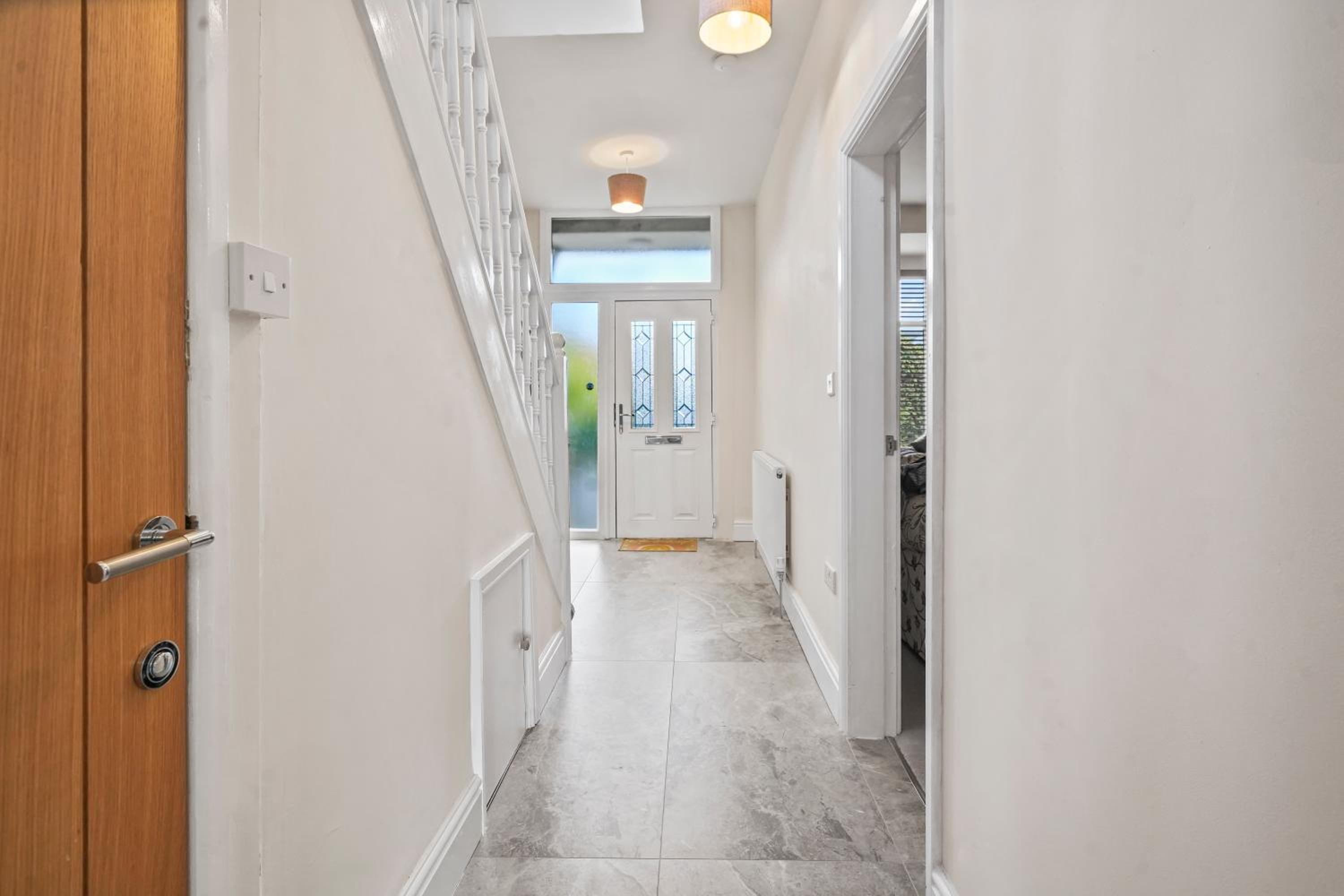 Bolton Vacations - LUXURIOUS HOLIDAY HOME Bolton - Property Image 2
