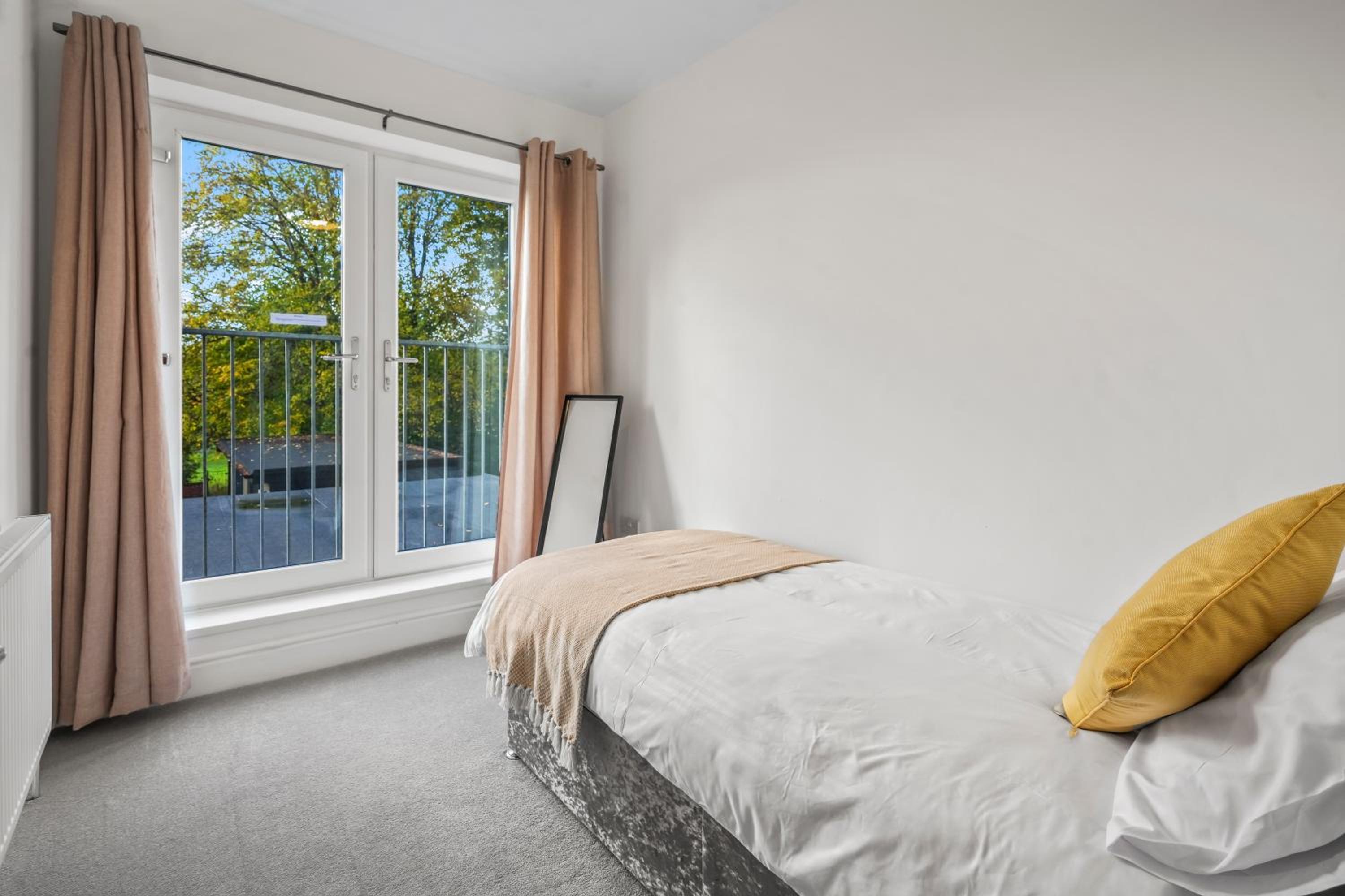 LUXURIOUS HOLIDAY HOME Bolton