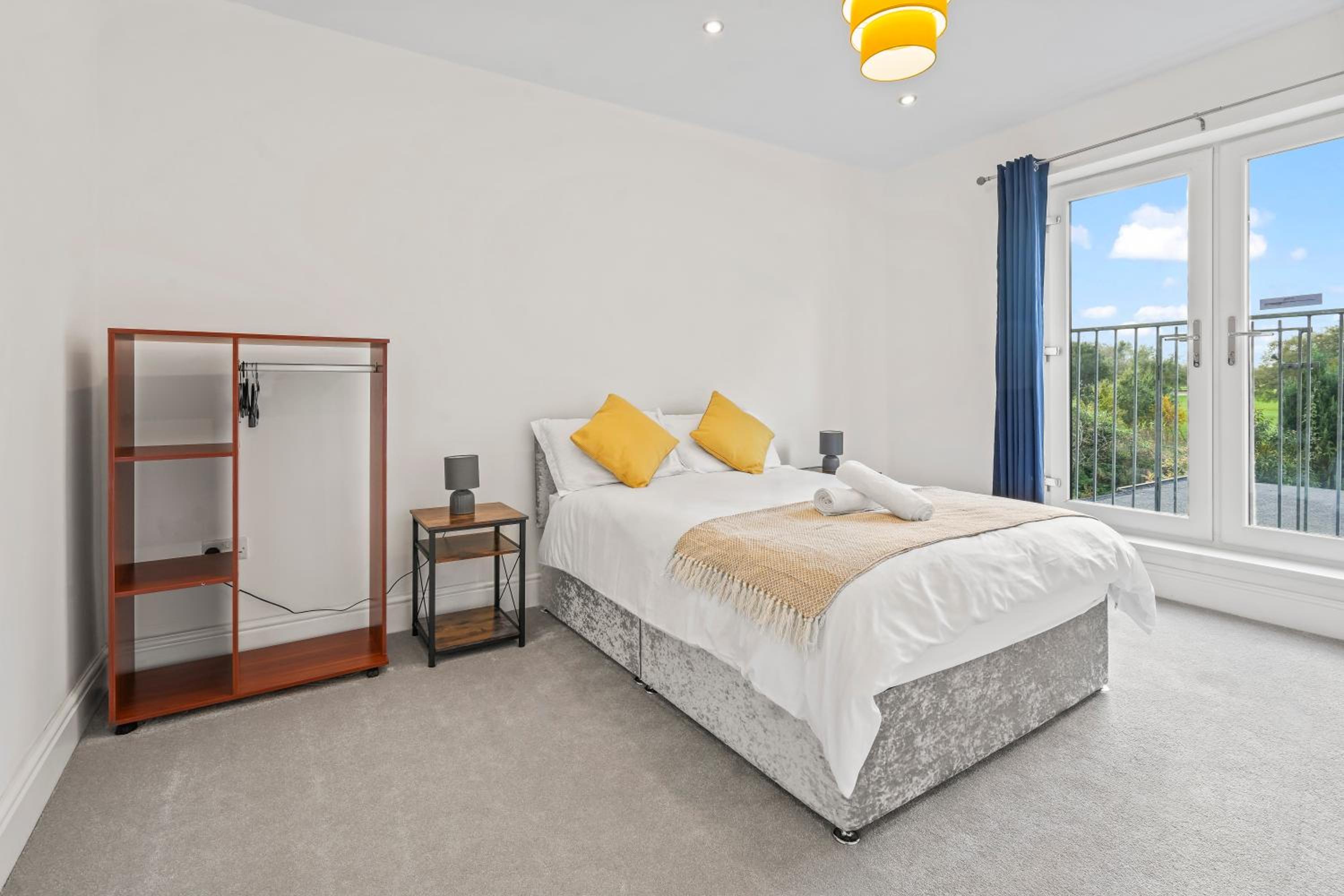LUXURIOUS HOLIDAY HOME Bolton