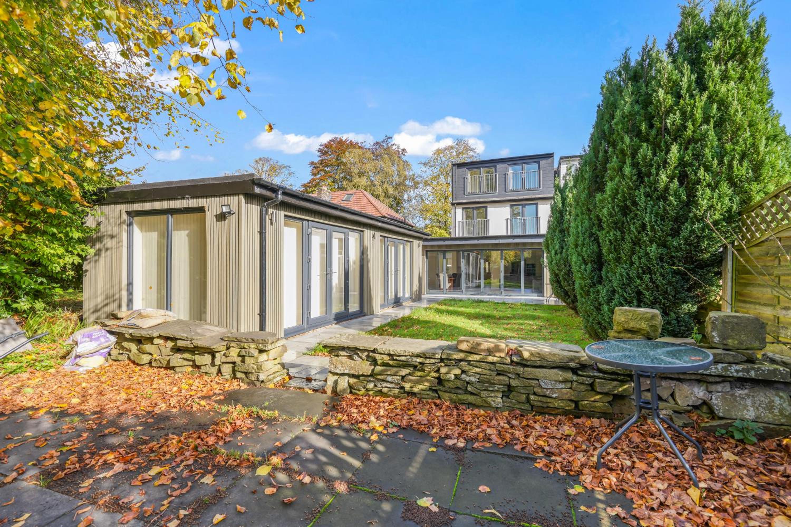 LUXURIOUS HOLIDAY HOME Bolton