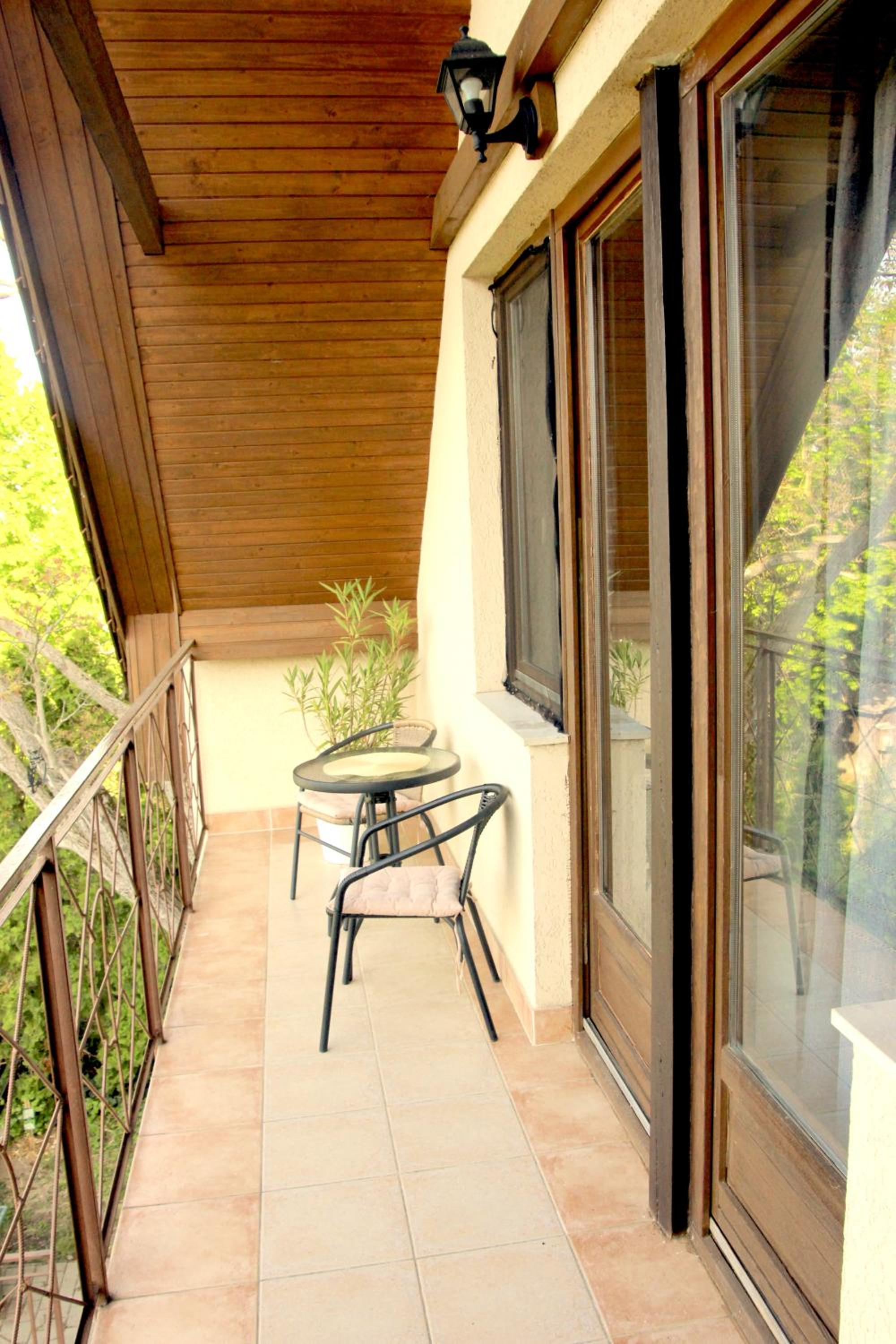 Repülőhal Apartmanház