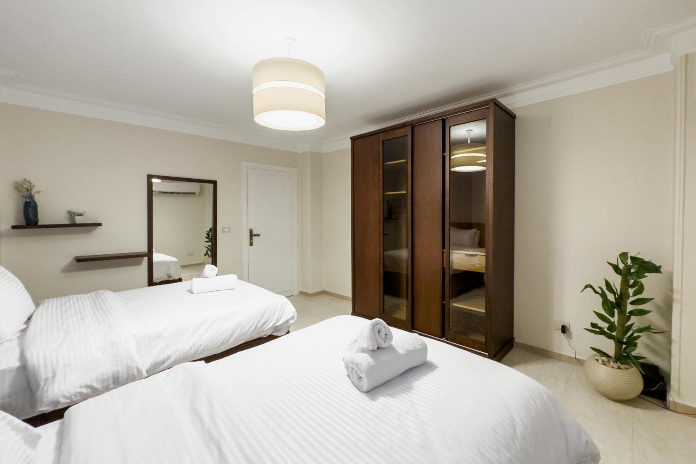 The Hospitable 2BDR Apt 5 min from CAI Airport