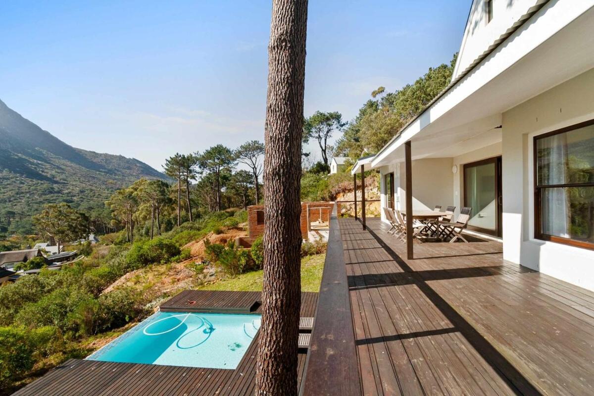 Silvermist Lavish Retreat with Breathtaking Views