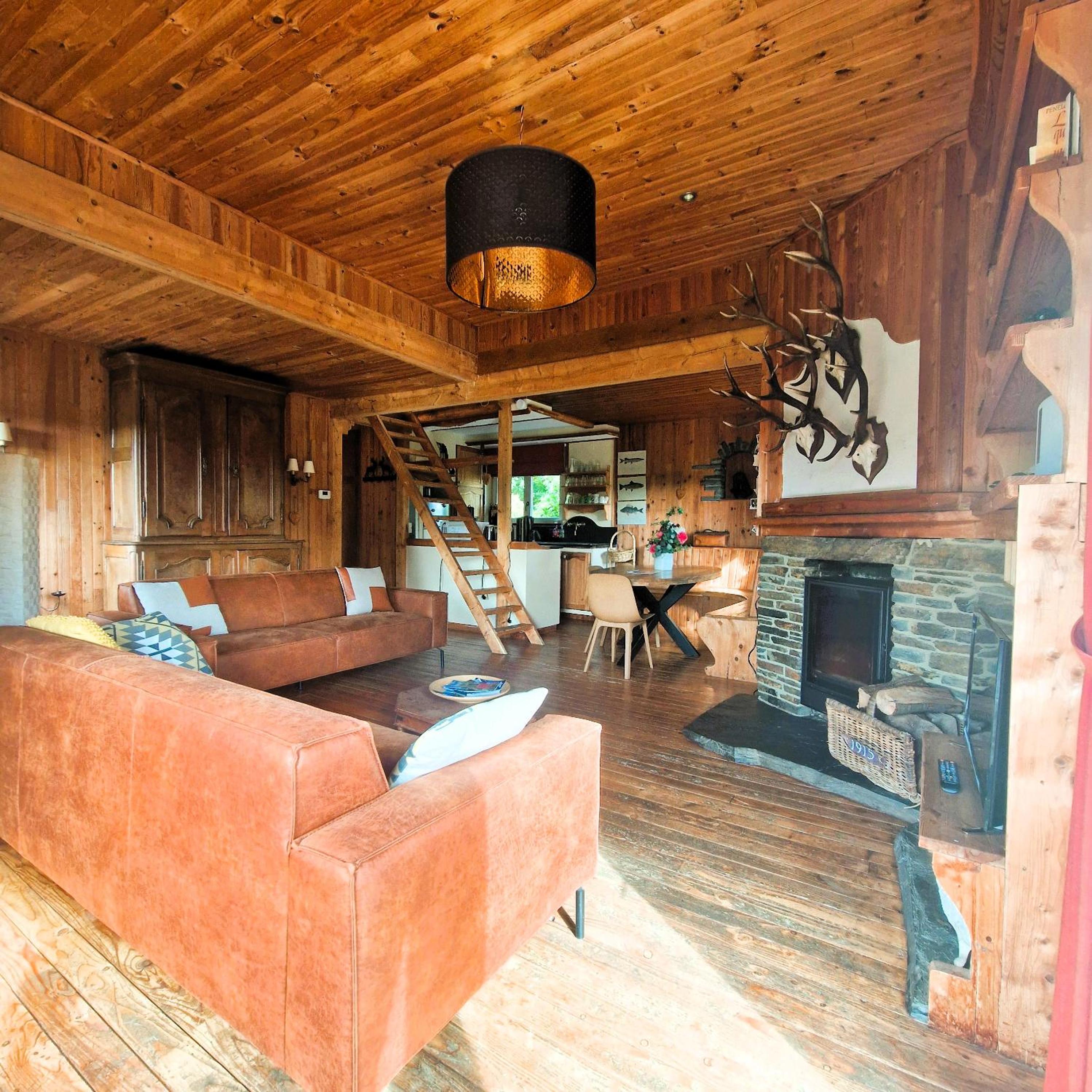 Woodstone