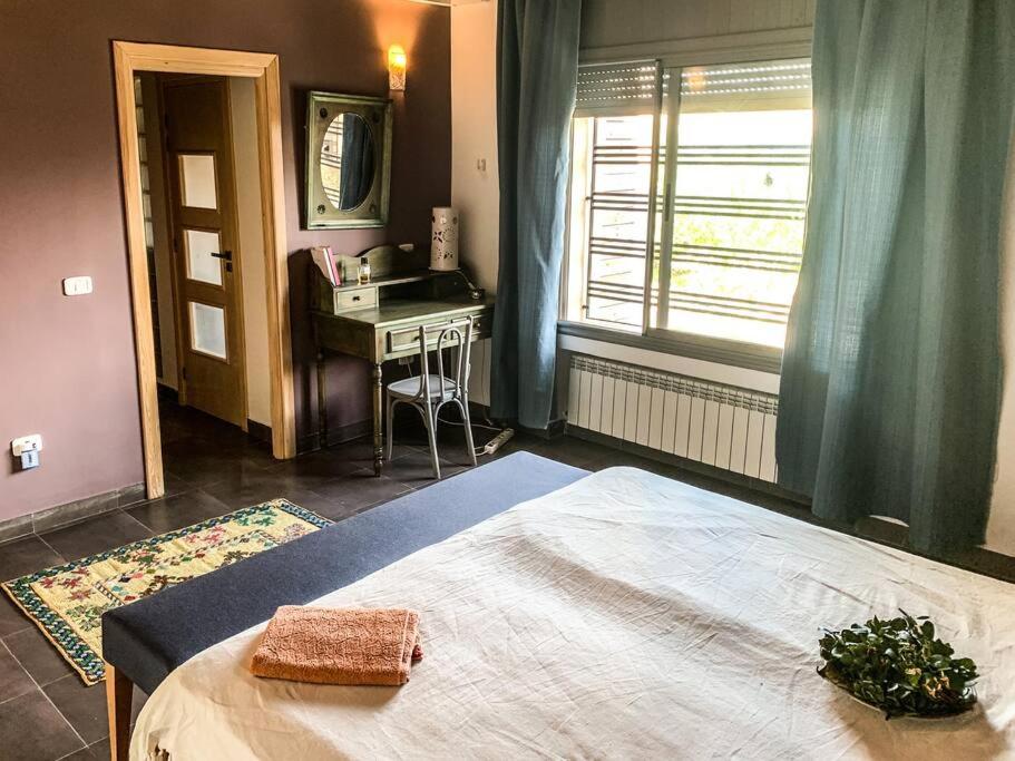 Chambre Sélim, entre piscine et oliviers B&B view 5