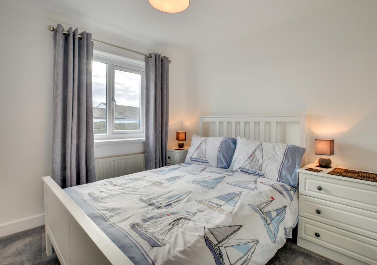 4 Bed in Padstow oc-p00184