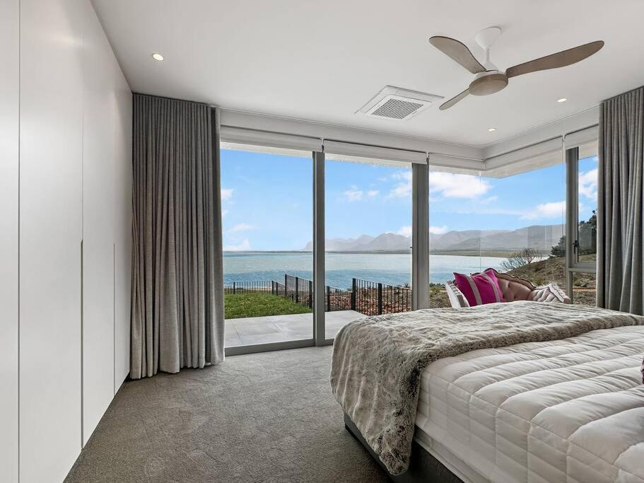 Azure Retreat view 3